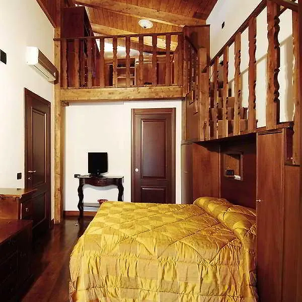 Hotel Residence Casale Da Padeira Torre Caracciolo